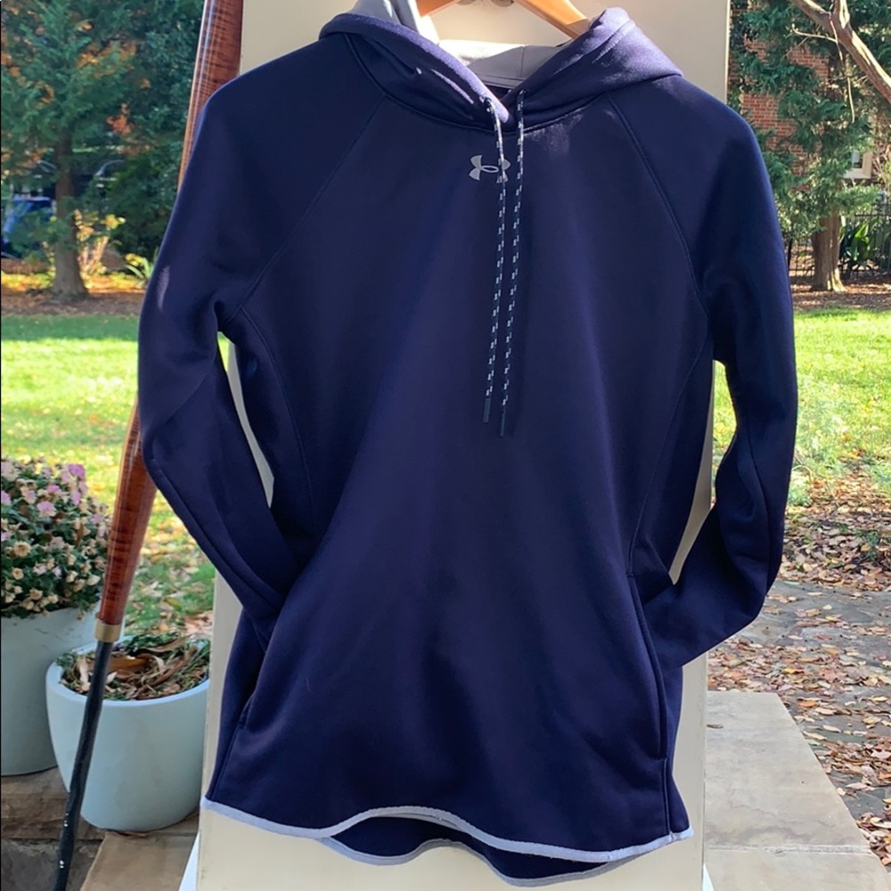 Under armour navy women’s hoodie size medium